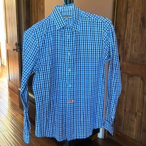 Express cotton shirts.